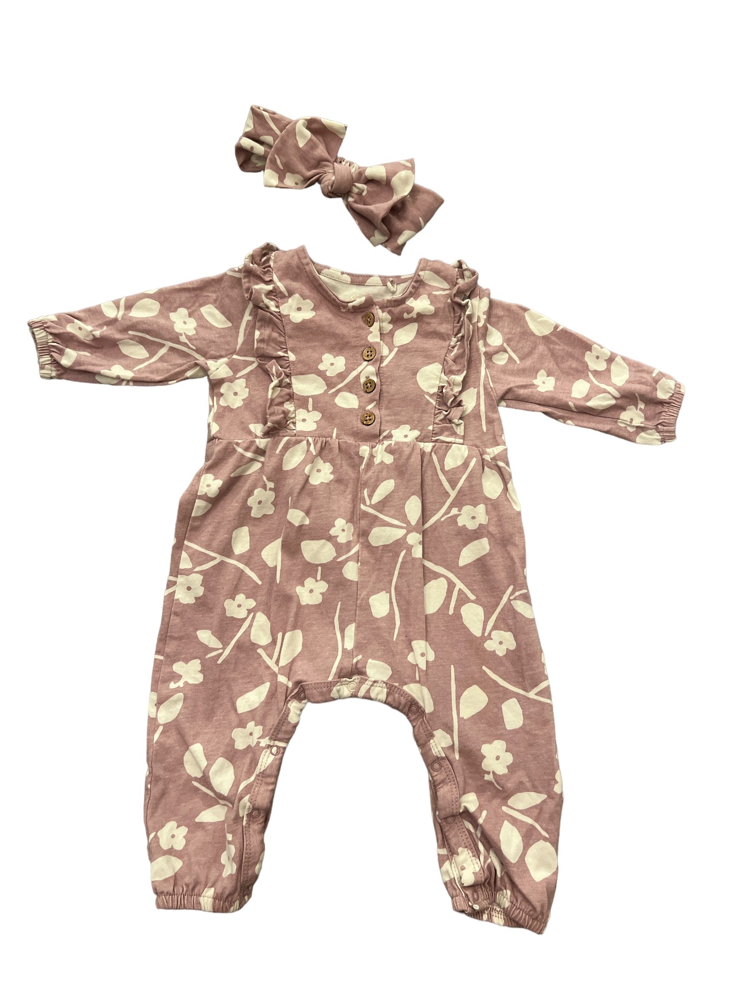 Jessica Simpson Baby Outfit